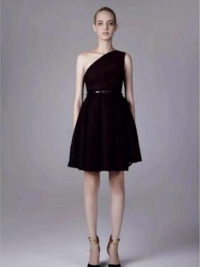 Elegant One-Shoulder Black Cocktail Dress